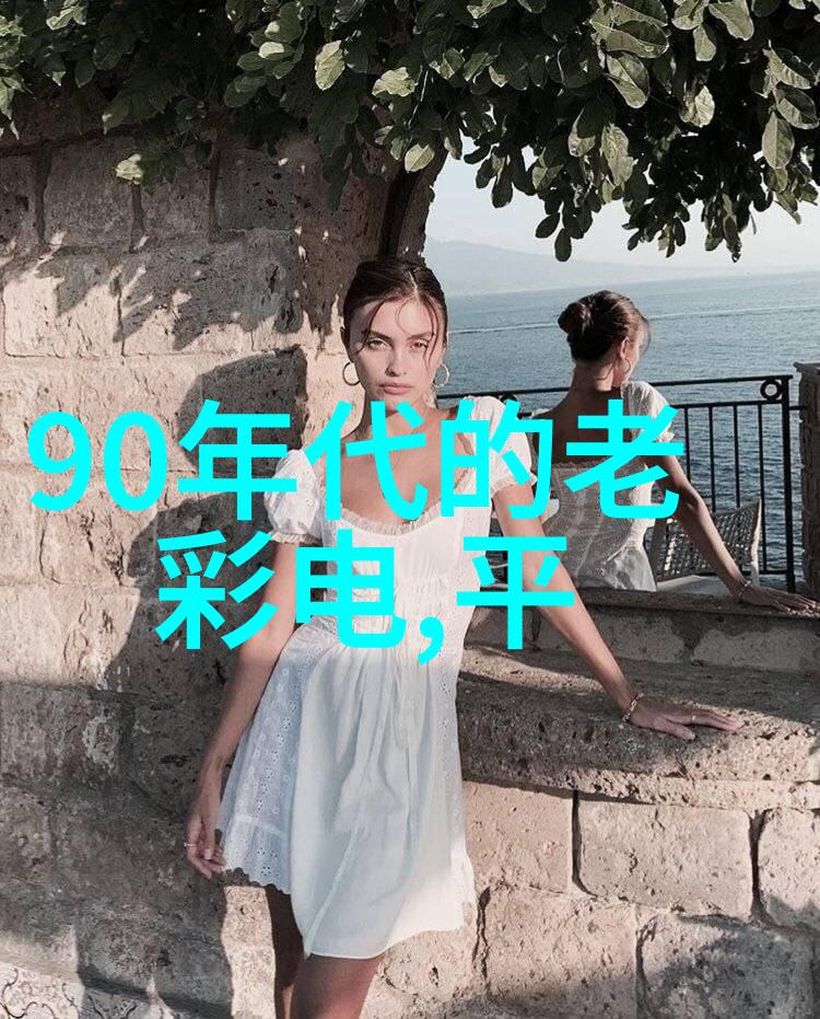 女生优雅迈开腿让男生享受草莓甜蜜甜美女孩的草莓分享